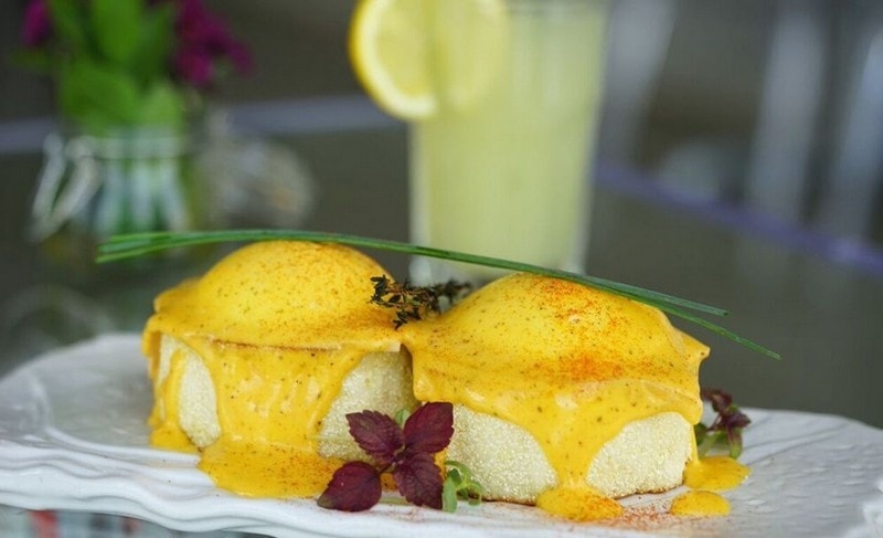 Eggs Benedict